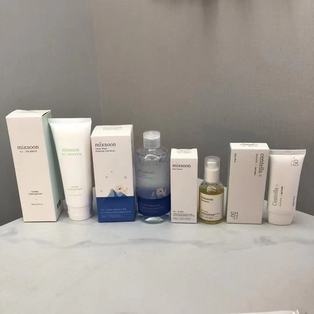 Luxury Skincare Brands - Корейский крем-эссенция Mixsoon Bean с солнцезащитным
